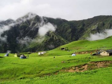 Dayara Bugyal Trek