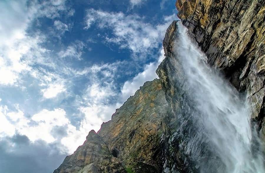 Vasudhara Falls